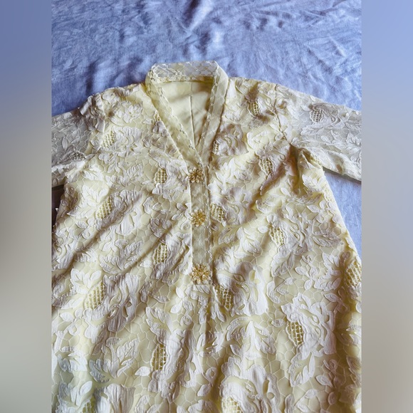 Pure Chiffon Yellow 3 piece suit with lace work detailing - Picture 3 of 6